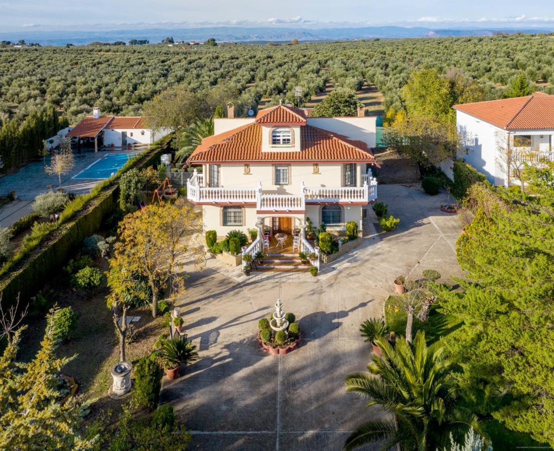 Vila Vivienda Turistica Rural Mari Carmen Baeza Exteriér fotografie