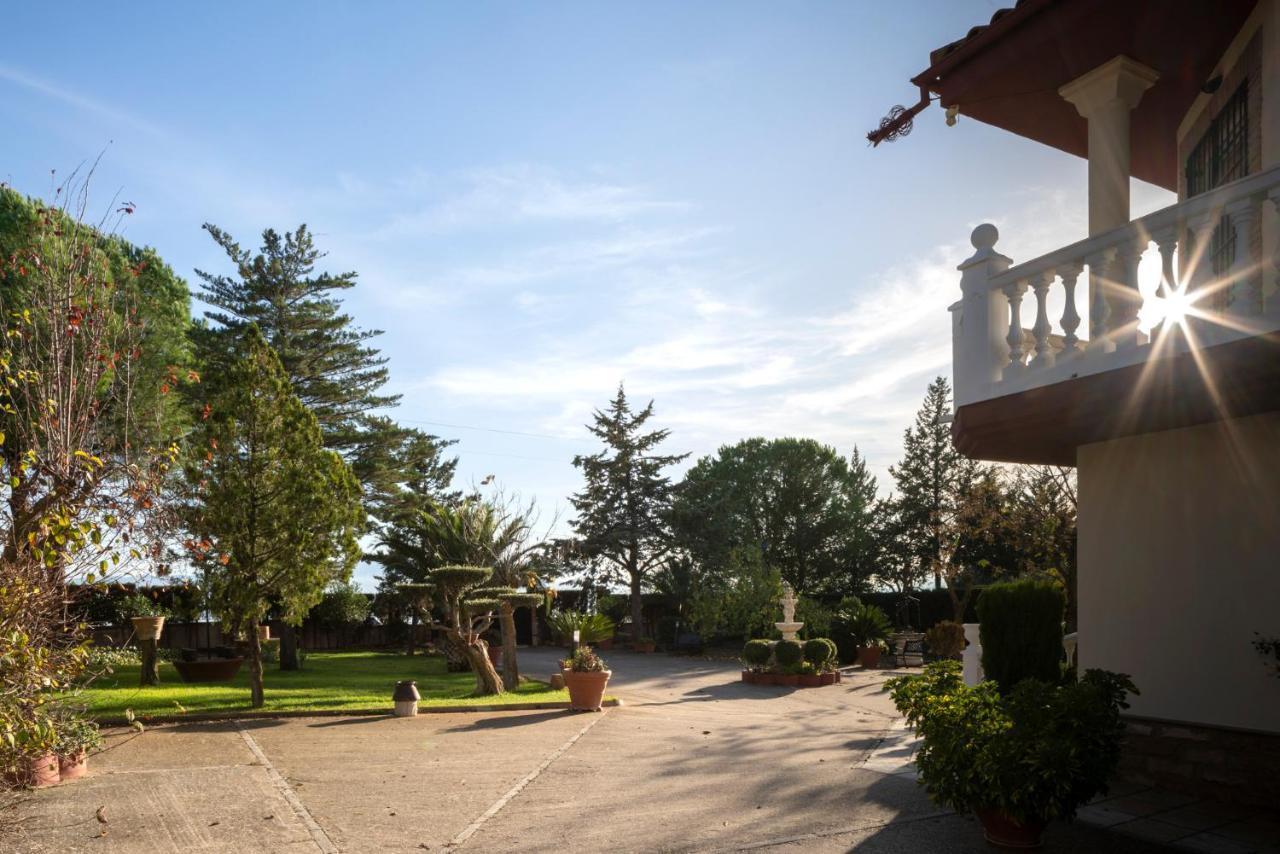 Vila Vivienda Turistica Rural Mari Carmen Baeza Exteriér fotografie