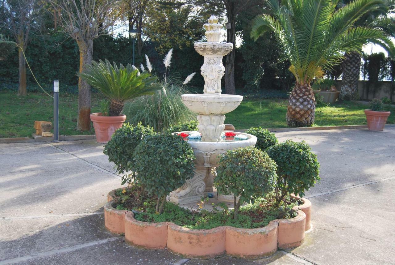Vila Vivienda Turistica Rural Mari Carmen Baeza Exteriér fotografie